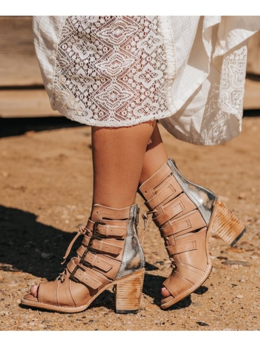 Freebird Braeden Blush Leather Tan Distressed Edgy Buckles Low Heel Sandals 10 - Picture 2 of 16